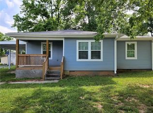 1725 Fancy Gap Rd, Mount Airy, NC 27030