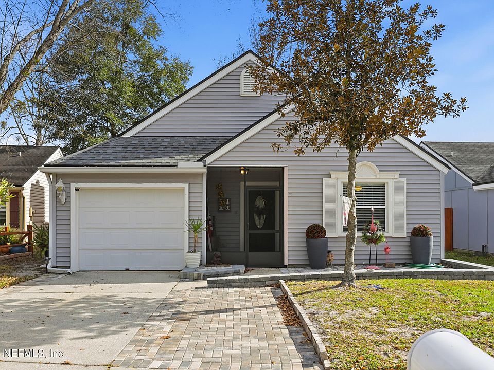 1st image of 8035 MACTAVISH Way E