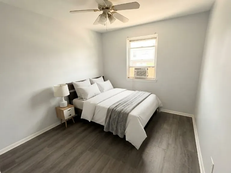 2129 N Marvine St — Photo 8
