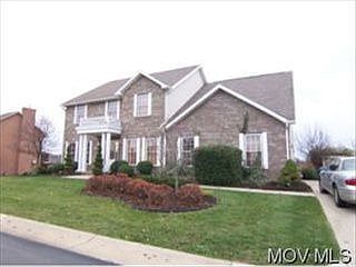 5th image of 37 Westwood Dr