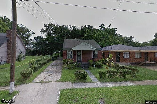 1st image of 1614 Oakwood St