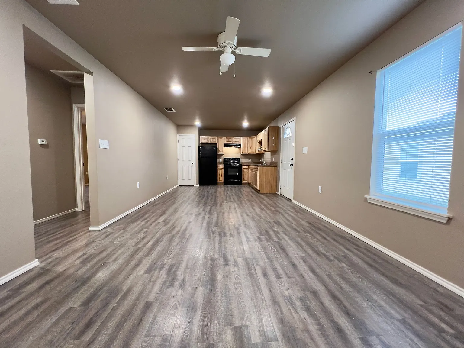 Charming 3-Bedroom Home with Hardwood Floors & Large Backyard Lubbock, TX — Photo 4