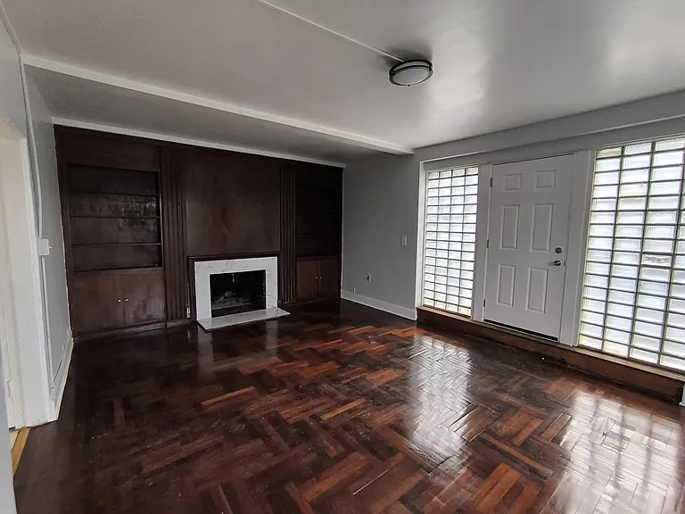 909 Park Ave #421E — Photo 7