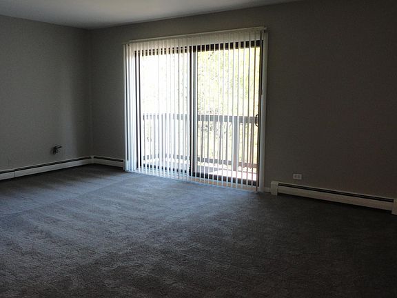 4th image of 1134 Ogden Ave #3N