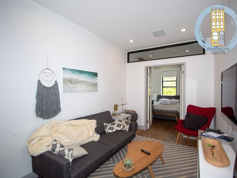 1st image of 481 Chauncey St #2B