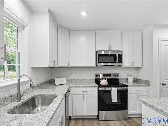 3rd image of 6635 Wilton Rd
