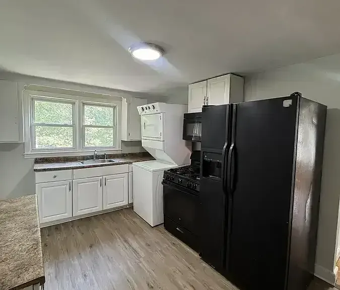 35 Goodyear St #1 — Photo 3