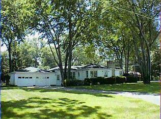 1553 E Airport Rd, Muskegon, MI