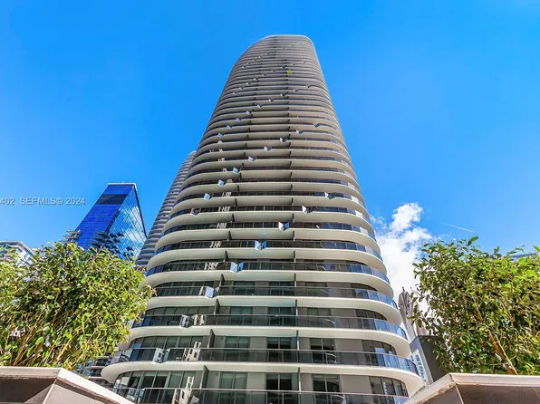 45 SW 9th St, Miami, FL