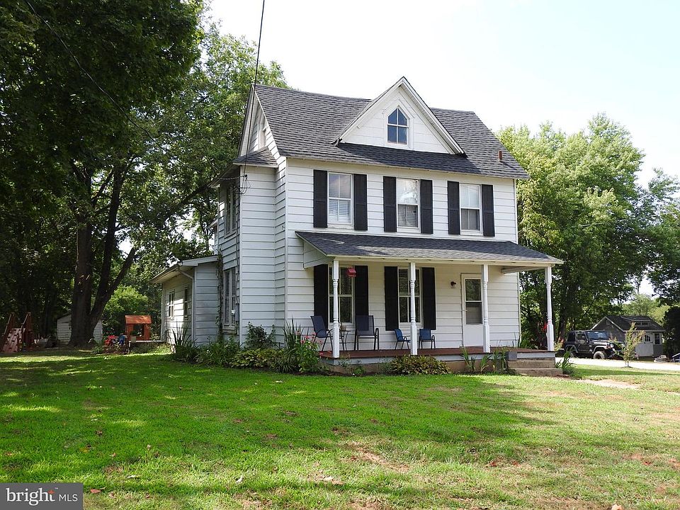 1st image of 8880 Fairlee Rd