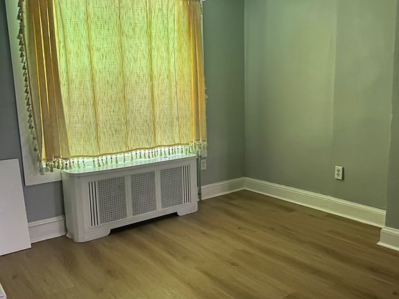 5th image of 2521 S Iseminger St