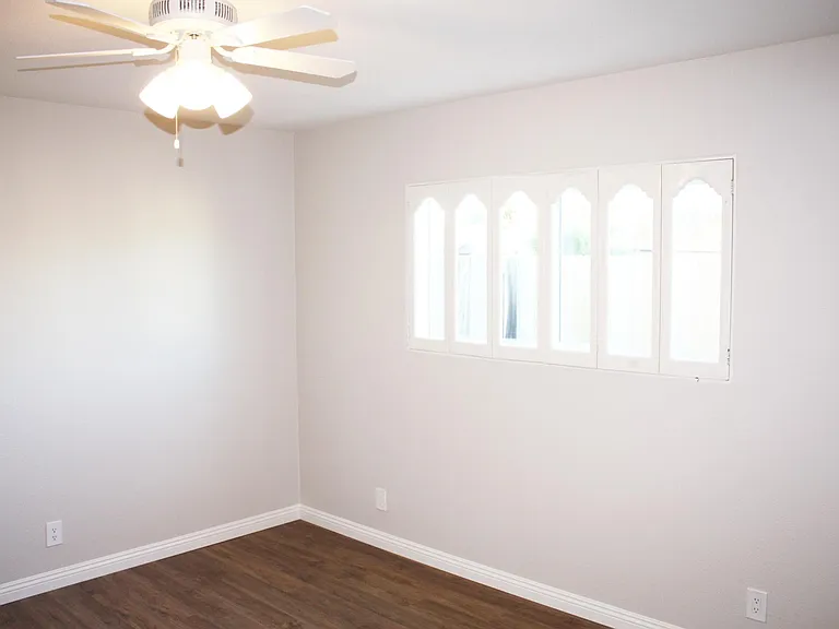8716 Friant St — Photo 11