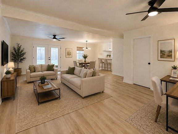 3rd image of 9539 Beverlyhill St