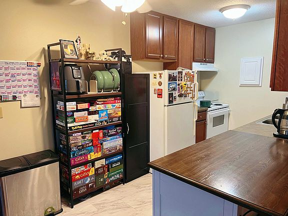 2nd image of 519 3rd Ave SE APT 202