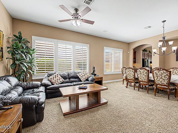 5th image of 3916 E BEECHNUT Place