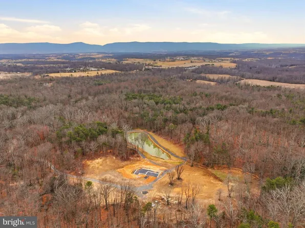 709 Stultz Gap Rd, Edinburg, VA 22824