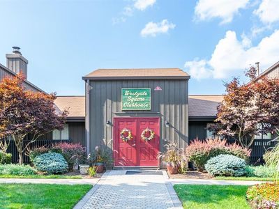 60 Westgate Dr, Edison, NJ, 08820