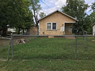 1815 W Thoman St, Springfield, MO 65803