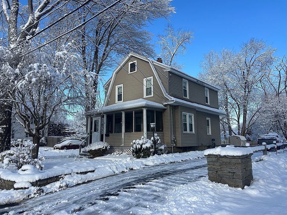 1st image of 32 Lealand Ave