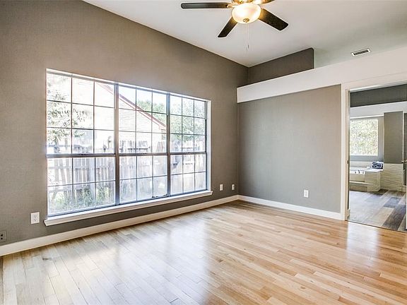 3rd image of 8014 Blackfin Dr