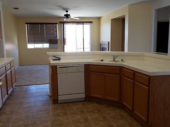 3rd image of 10631 Topaz Ave