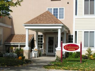 Cedarwood Cmns UNIT 106, Stroudsburg, PA 18360