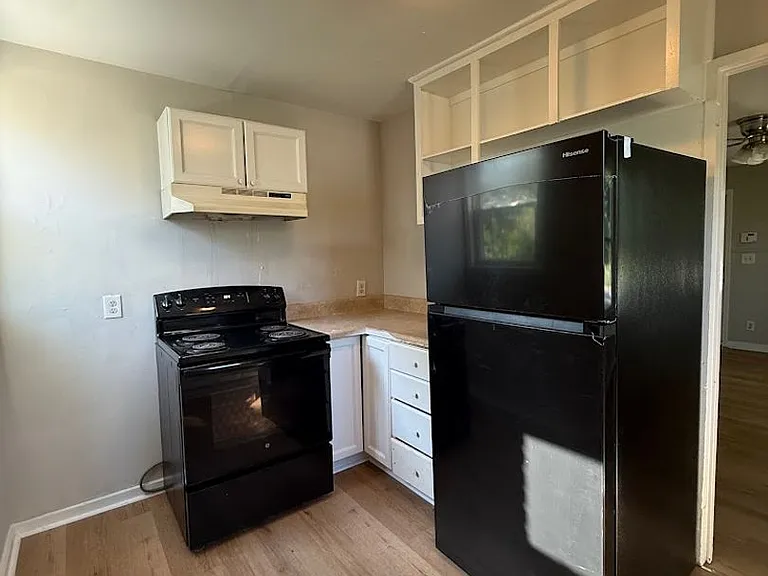 2531 Miles St — Photo 7