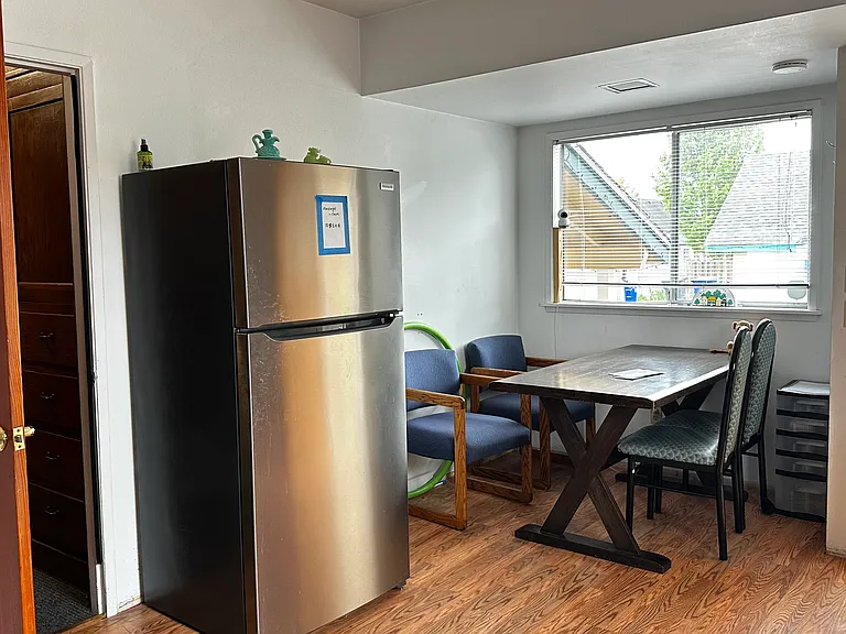 1610 Broadway #201 — Photo 7