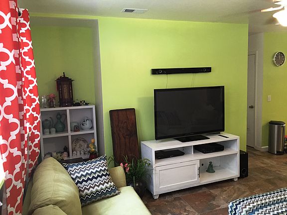 2nd image of 11 Kohler Dr