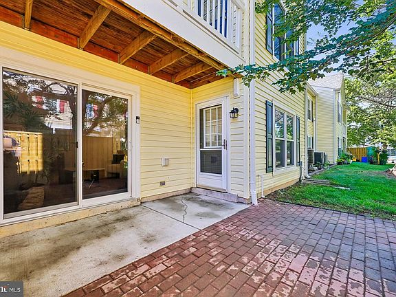 5th image of 18121 Rolling Meadow Way #216