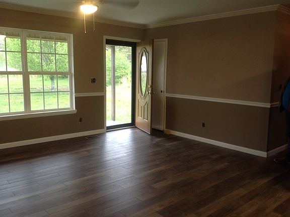 2nd image of 3711 Highway 411