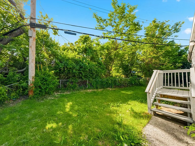 10700 Spring Garden Dr — Photo 27