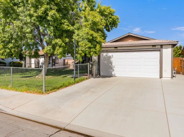 2233 Morningside Ave, Lancaster, CA 93535