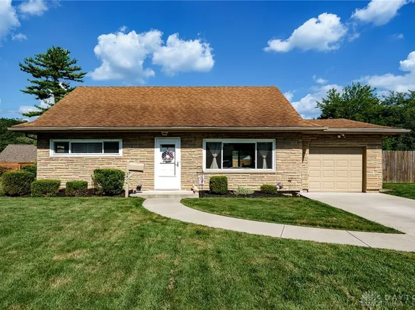3826 Saranac Dr, Dayton, OH 45429