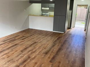 3323 W Campus Ave #3323, Visalia, CA 93277