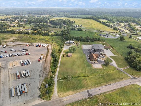 4th image of 13517 Blue Lick Road