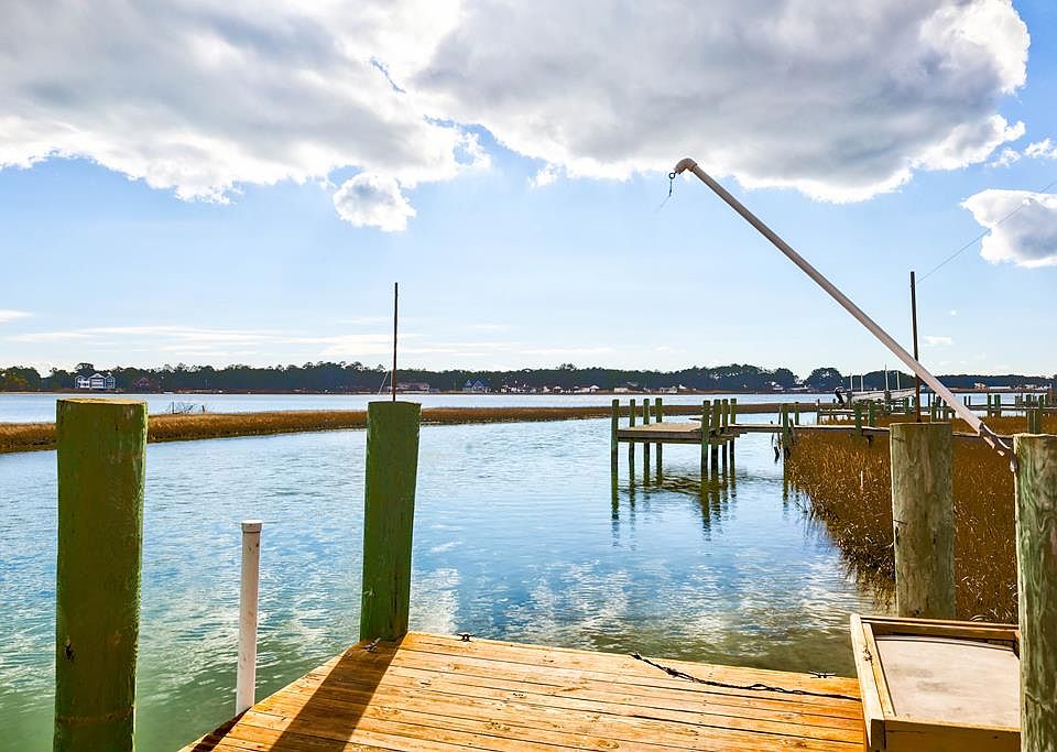 6107 Hopkins Ln, Chincoteague Island, VA 23336 MLS 57300 Zillow