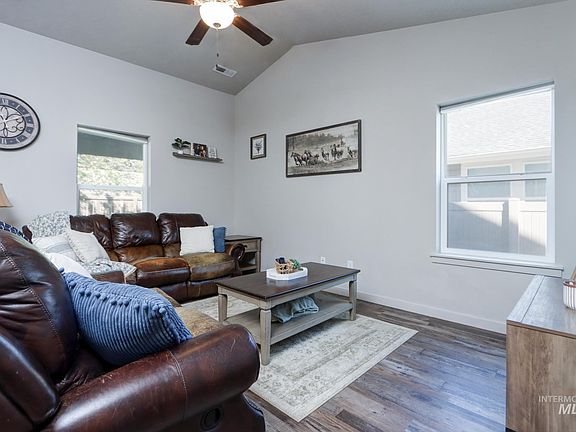 5th image of 795 N Baldner Point Pl