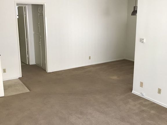 2nd image of 11844 Mayfield Ave