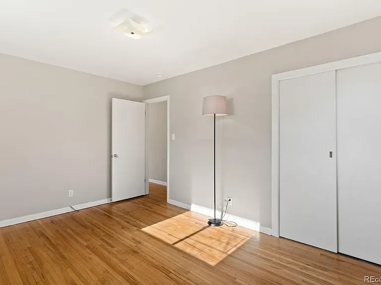326 W Ramona Ave — Photo 7