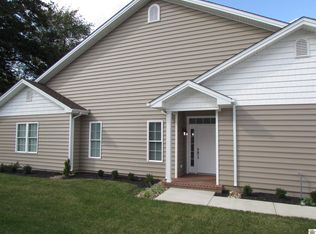 357 Villa Ridge Dr, Paducah, KY 42003