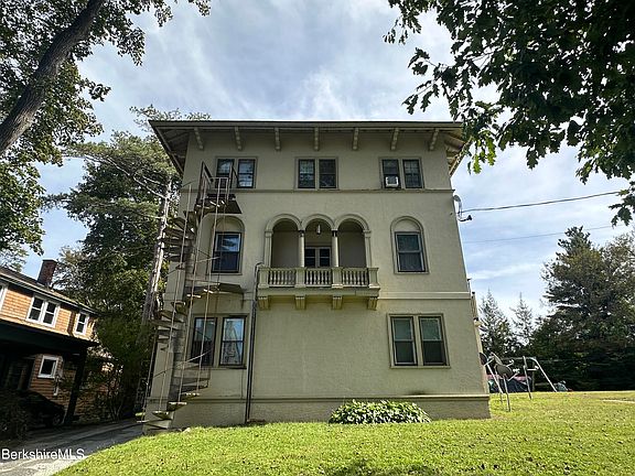 2nd image of 149-153 Bartlett Ave