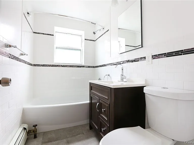 196 Martine Ave #3C — Photo 8