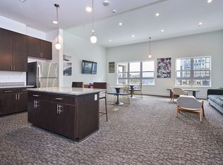 The William on Sunset, Los Angeles, CA 90028