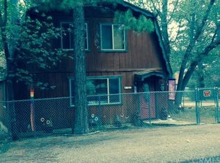 469 Leonard Ln, Sugarloaf, CA 92386