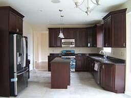 Kitchen w/ Granite Countertop