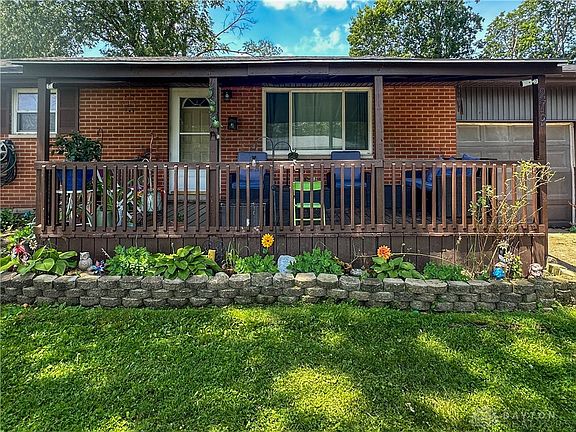 2nd image of 279 Lawson Ave