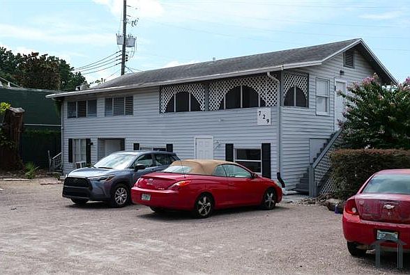 1st image of 729 N Westmoreland Dr APT 3