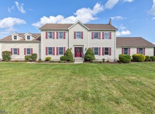 108 Rake Factory Rd, Flemington, NJ 08822