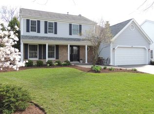 44 Manchester Ct, Fox River Grove, IL 60021